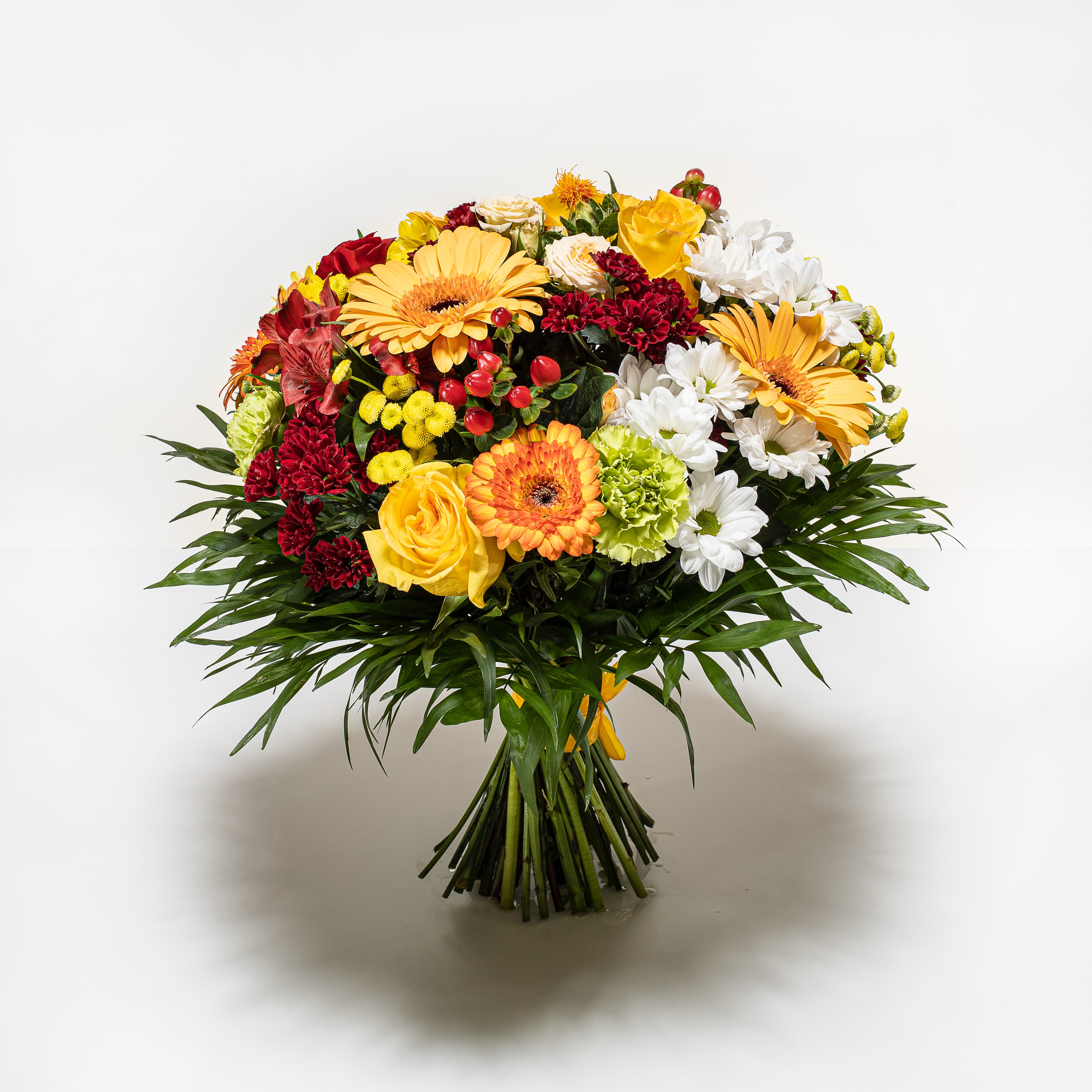 kulatá barevná kytice e-shop s květinami